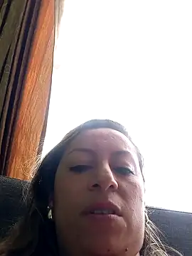 Snapshot of Katalina_S3xy chatting on 01-28-25, 08:26 Katalina S3xy online show from 01-28-25, 08:26