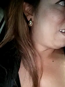 Snapshot of Katalina_S3xy chatting on 02-14-25, 01:45 Katalina S3xy online show from 02-14-25, 01:45