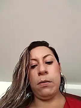 Snapshot of Katalina_S3xy chatting on 03-05-25, 08:00 Katalina S3xy online show from 03-05-25, 08:00