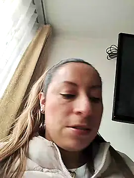 Snapshot of Katalina_S3xy chatting on 03-12-25, 12:57 Katalina S3xy online show from 03-12-25, 12:57