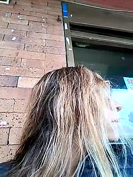 Snapshot of Katalina_S3xy chatting on 03-13-25, 12:35 Katalina S3xy online show from 03-13-25, 12:35