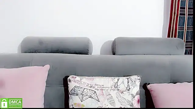 Snapshot of mariana_katto chatting on 12-19-25, 07:10 mariana katto online show from 12-19-25, 07:10