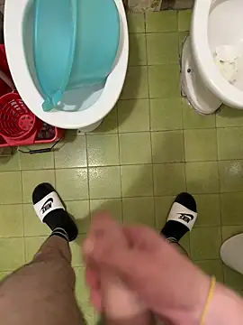 Snapshot of Miky_21 chatting on 10-29-25, 02:25 Miky 21 online show from 10-29-25, 02:25