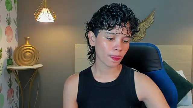 Snapshot of fernanda_indie chatting on 02-11-25, 12:05 fernanda indie online show from 02-11-25, 12:05