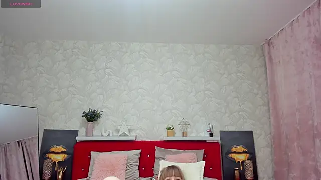 KattyPeachX online show from 04-10-26, 01:11