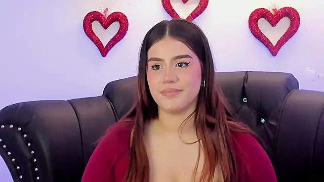 Snapshot of Miamontoya chatting on 02-24-25, 01:21 Miamontoya online show from 02-24-25, 01:21