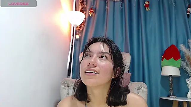 salome Queenx online show from 12-31-24, 06:35