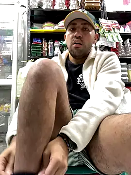 JuanZapata33 online show from 10-10-25, 11:59