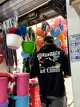 JuanZapata33 online show from 11-11-25, 09:48