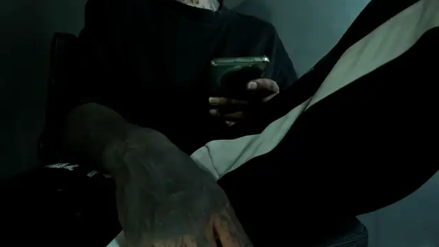 Travistanner 28 online show from 04-11-26, 07:02