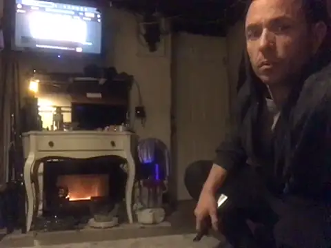 Gman143187 online show from 12-31-24, 01:15