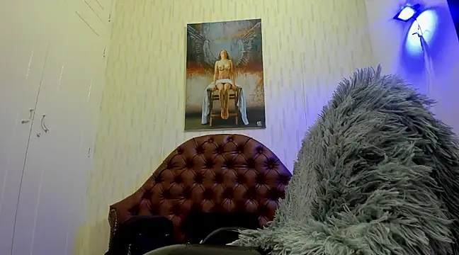 Snapshot of charlotte_ebony chatting on 01-31-25, 03:20 charlotte ebony online show from 01-31-25, 03:20