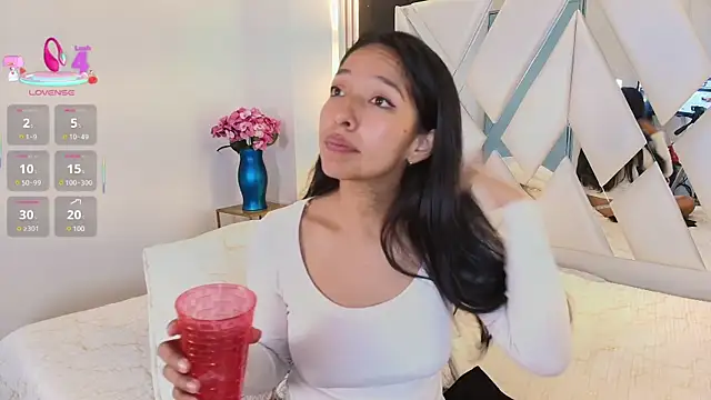 Valery wang online show from 03-04-25, 05:56