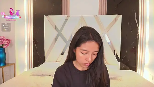 Valery wang online show from 03-05-25, 11:38