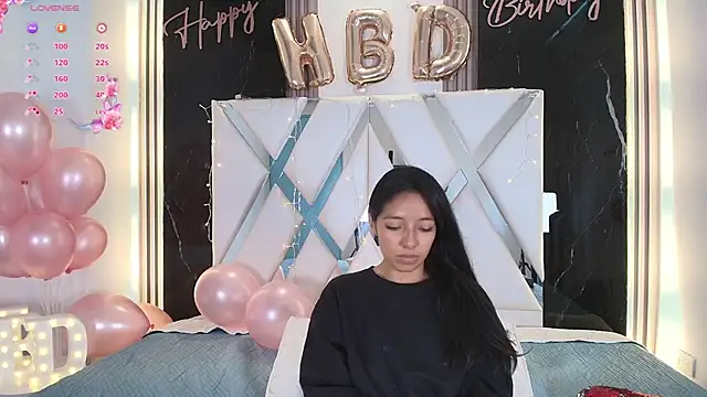 Valery wang online show from 03-22-25, 03:31