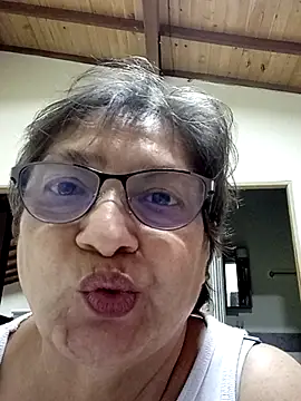 florecita69 online show from 03-21-25, 02:07