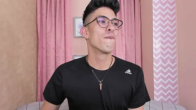 Ryan Clark  online show from 12-16-24, 05:54