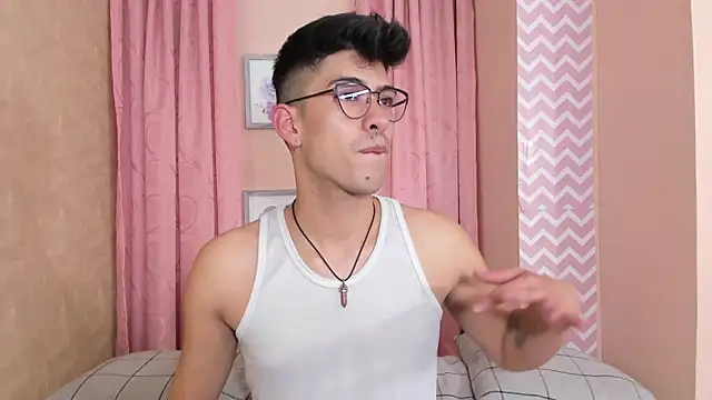 Ryan Clark  online show from 12-18-24, 08:36