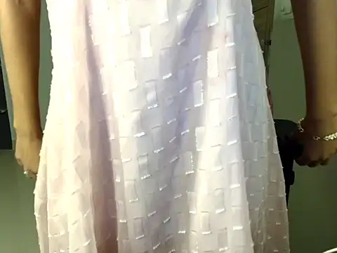 Snapshot of CUTE_princess_143 chatting on 01-04-25, 06:30 CUTE princess 143 online show from 01-04-25, 06:30