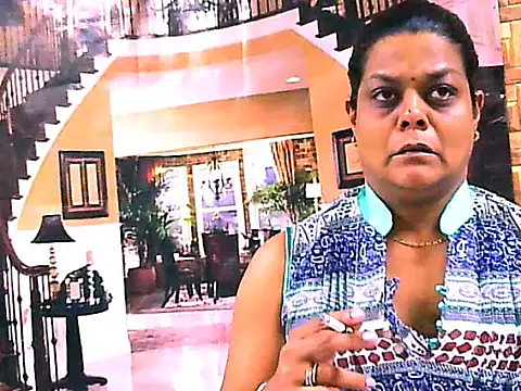 Snapshot of indianCherryPie chatting on 09-27-25, 05:23 indianCherryPie online show from 09-27-25, 05:23