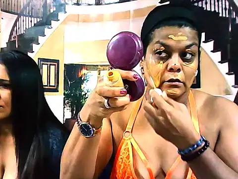 Snapshot of indianCherryPie chatting on 10-02-25, 05:25 indianCherryPie online show from 10-02-25, 05:25
