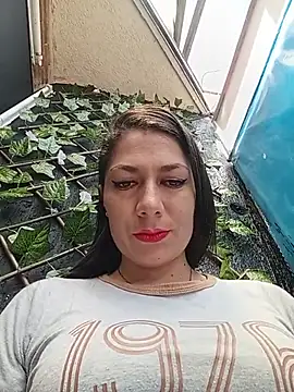 Snapshot of VALERY-03_ chatting on 06-23-26, 05:33 VALERY-03 online show from 06-23-26, 05:33