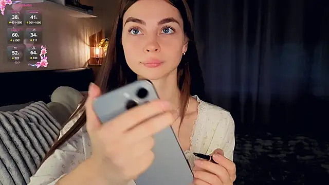 MaryJacksoon online show from 10-19-25, 07:53