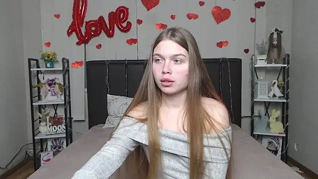 LaraPika online show from 02-13-26, 06:09