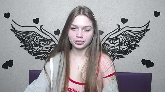 Snapshot of LaraPika chatting on 04-24-26, 05:10 LaraPika online show from 04-24-26, 05:10