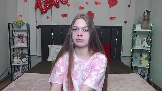 Snapshot of LaraPika chatting on 05-02-26, 05:12 LaraPika online show from 05-02-26, 05:12