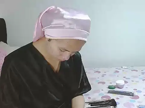 giuliana andrade online show from 09-10-25, 01:16