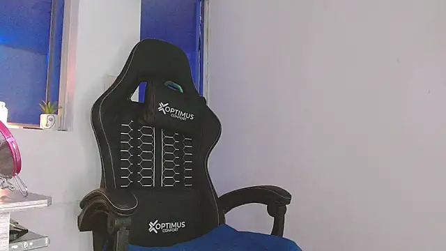 giuliana andrade online show from 03-28-26, 12:43