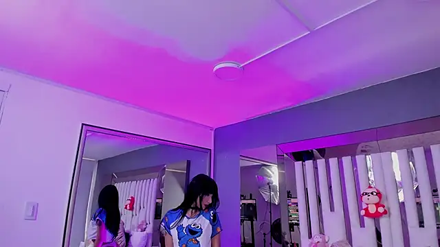 Kitty Eliffe online show from 03-21-25, 07:24