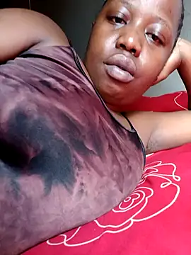 Snapshot of SWEETCLITYxxx chatting on 12-22-25, 10:45 SWEETCLITYxxx online show from 12-22-25, 10:45