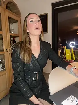 lola tentatiion online show from 02-21-25, 08:38