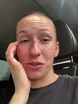 lola tentatiion online show from 03-21-25, 01:23