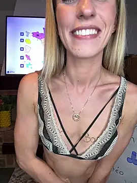 lola tentatiion online show from 09-14-25, 08:19