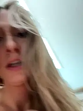 lola tentatiion online show from 11-25-25, 09:31