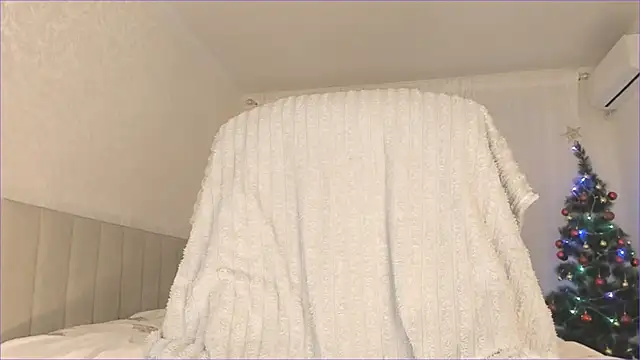 cherry misaki online show from 12-16-24, 02:27