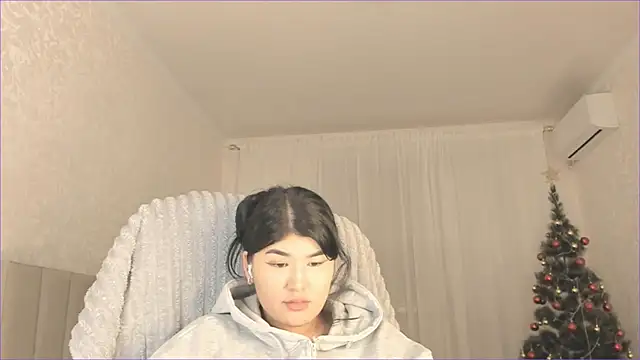 cherry misaki online show from 01-10-25, 03:06