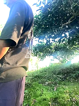 Snapshot of ShroveRising chatting on 09-26-25, 10:30 ShroveRising online show from 09-26-25, 10:30