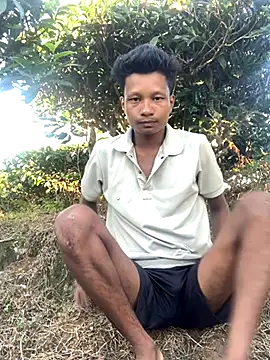 Snapshot of ShroveRising chatting on 09-27-25, 10:42 ShroveRising online show from 09-27-25, 10:42