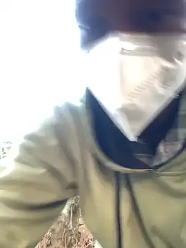 Snapshot of ShroveRising chatting on 01-06-26, 10:30 ShroveRising online show from 01-06-26, 10:30