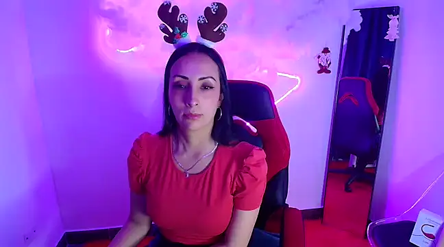 yaralyminjo2 online show from 12-17-24, 02:00