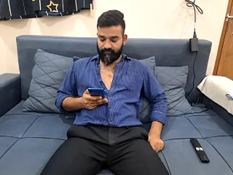 Fun Guuy online show from 10-30-25, 04:25