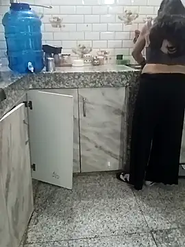 Saroj-Shah online show from 11-17-25, 04:35