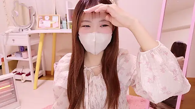 Snapshot of HANApipi chatting on 02-09-25, 09:47 HANApipi online show from 02-09-25, 09:47