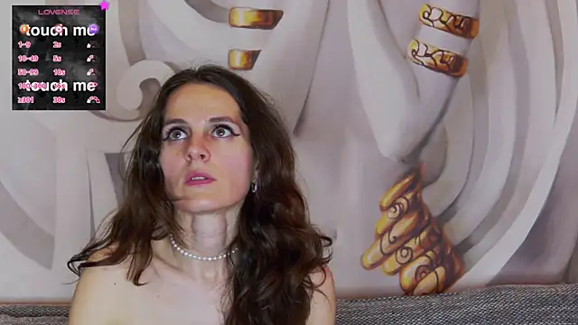 Snapshot of hailey_peach chatting on 02-22-25, 03:34 hailey peach online show from 02-22-25, 03:34
