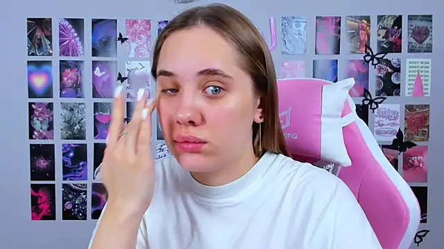 MiaMilas online show from 02-07-25, 05:10