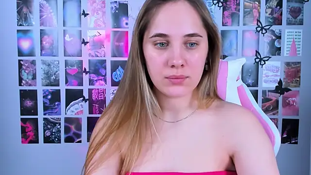 MiaMilas online show from 03-03-25, 05:31